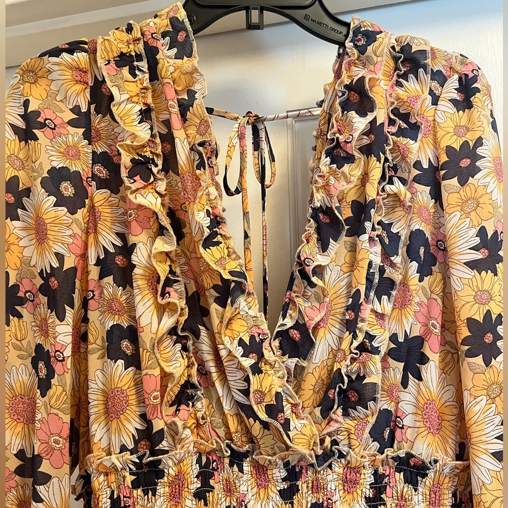 Floral Ruffle Dress - Picture 2 of 3